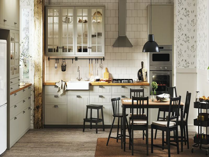 Gabinetes de cocina de MDF lacados en blanco de estilo moderno con moldura de puerta