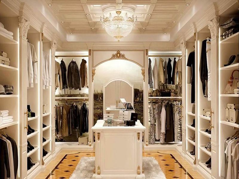 Vestidor de madera maciza con acabado lacado en blanco de lujo y luz francesa con bonito relieve