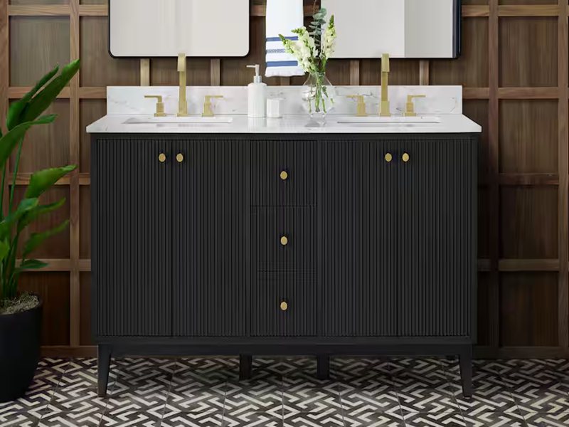 Mueble de baño de madera maciza lacado en negro, estilo moderno y ligero, con estrías