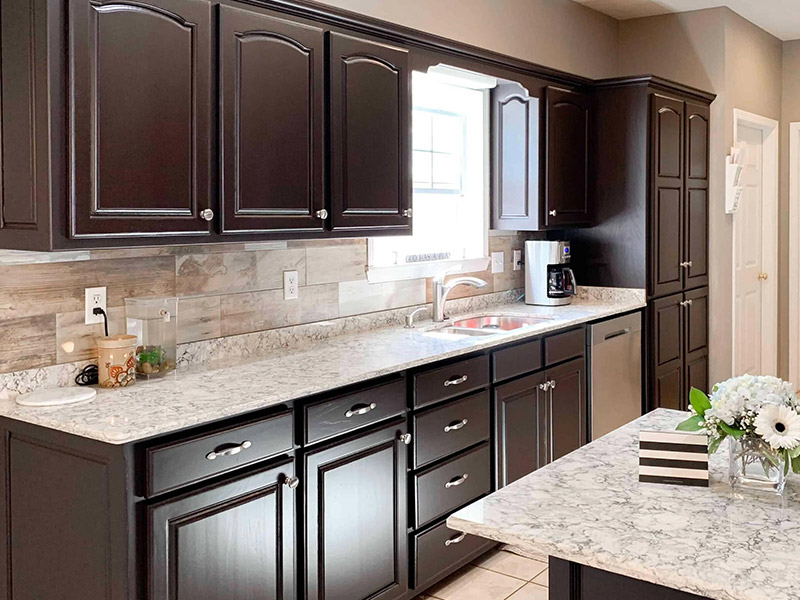Solid wood kitchen cabinets 