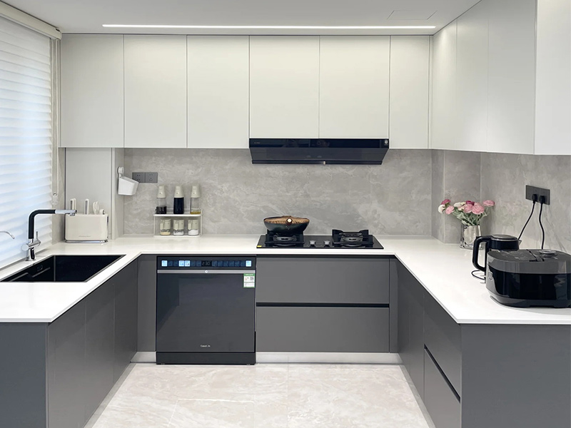 simple kitchen cabinet